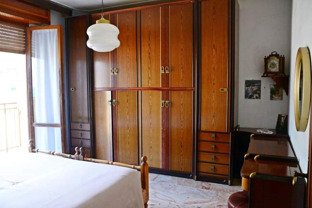 Casa Del Pescatore Apartment Монеглия Екстериор снимка