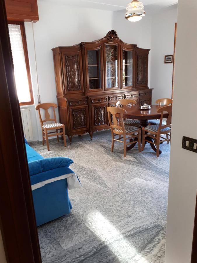 Casa Del Pescatore Apartment Монеглия Екстериор снимка